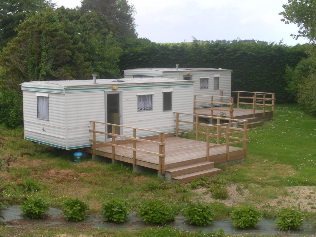 Les Mobile Home De Kerroyal Garlan Dış mekan fotoğraf